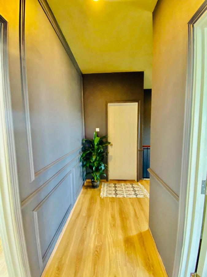 Faizal Madhi Homestay Κουτσίνγκ Εξωτερικό φωτογραφία
