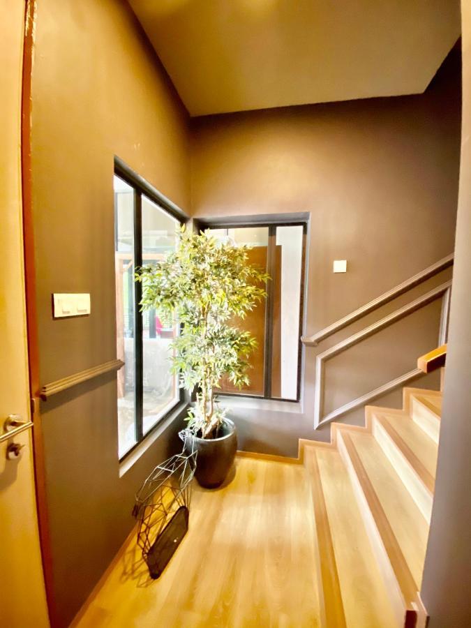Faizal Madhi Homestay Κουτσίνγκ Εξωτερικό φωτογραφία