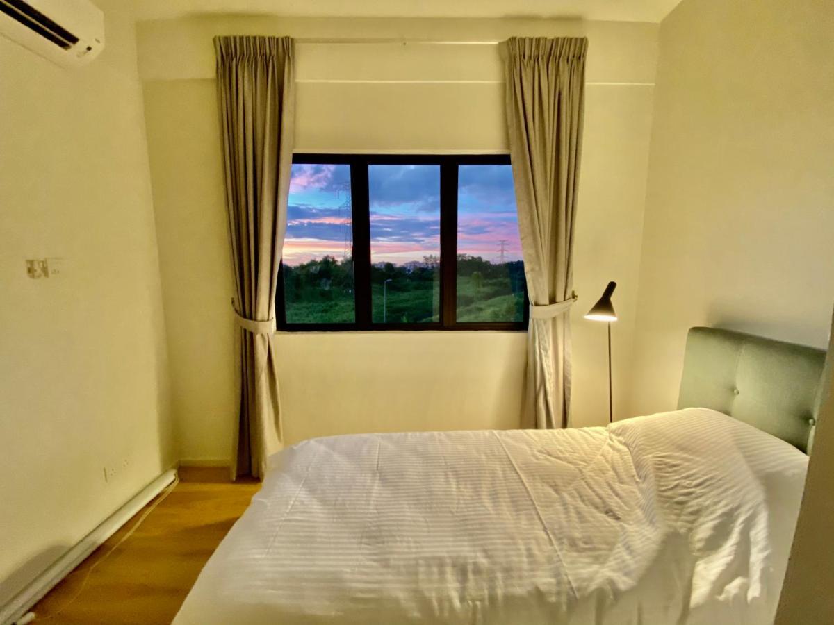 Faizal Madhi Homestay Κουτσίνγκ Εξωτερικό φωτογραφία