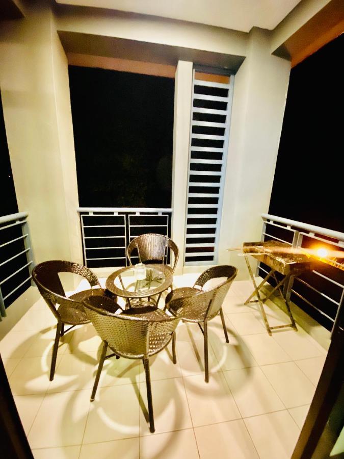 Faizal Madhi Homestay Κουτσίνγκ Εξωτερικό φωτογραφία