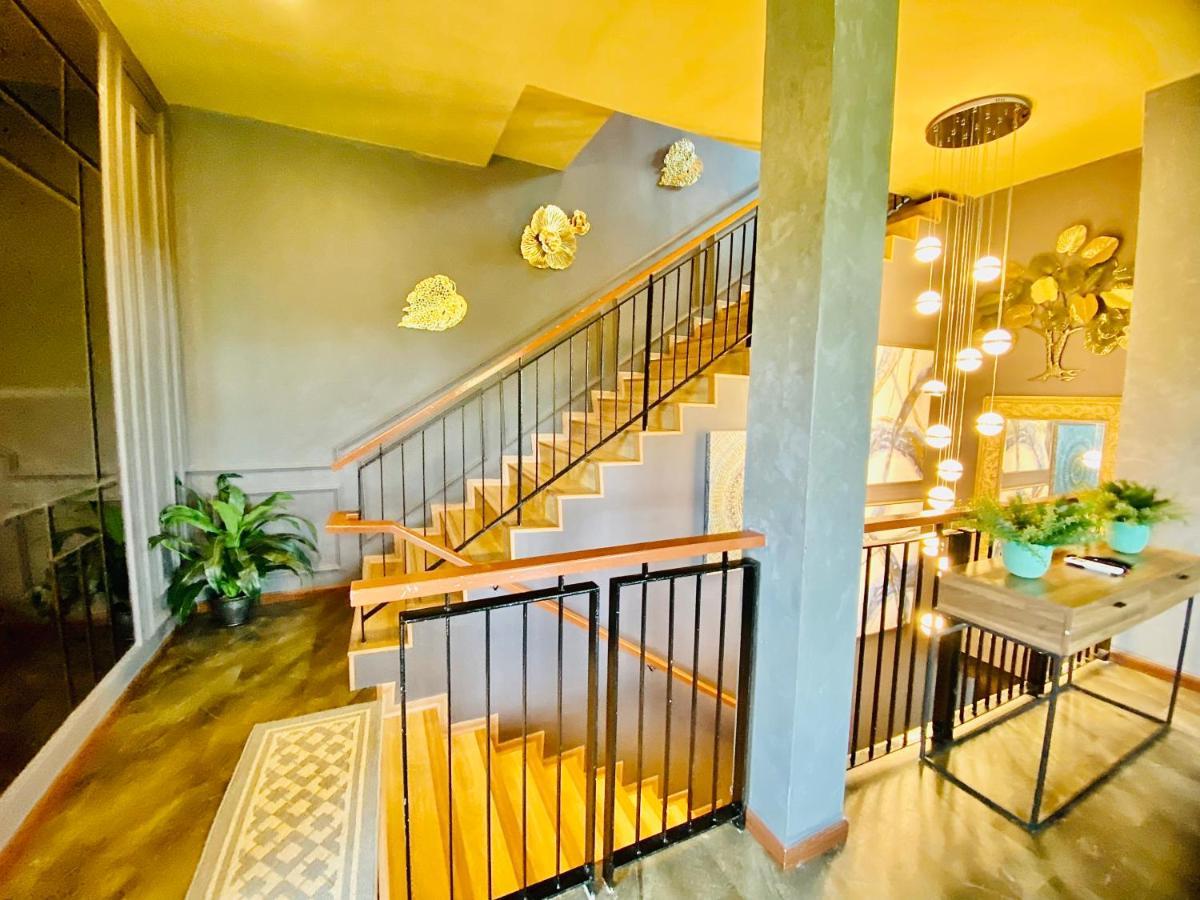 Faizal Madhi Homestay Κουτσίνγκ Εξωτερικό φωτογραφία